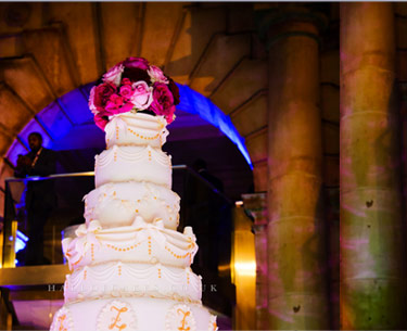Light Up Your Wedding Cake!