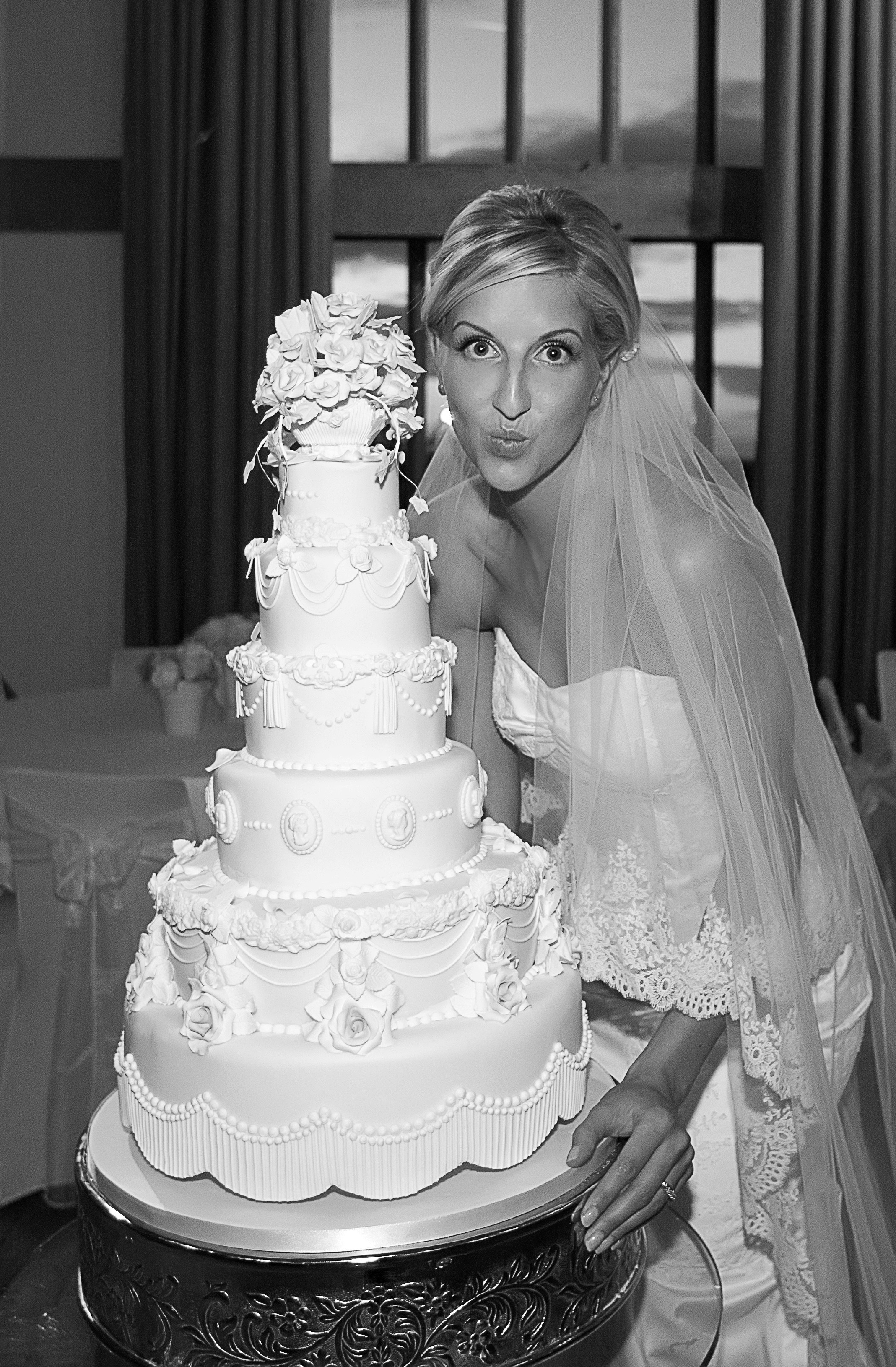 Victorian Classic Wedding Cake at Cain Manor