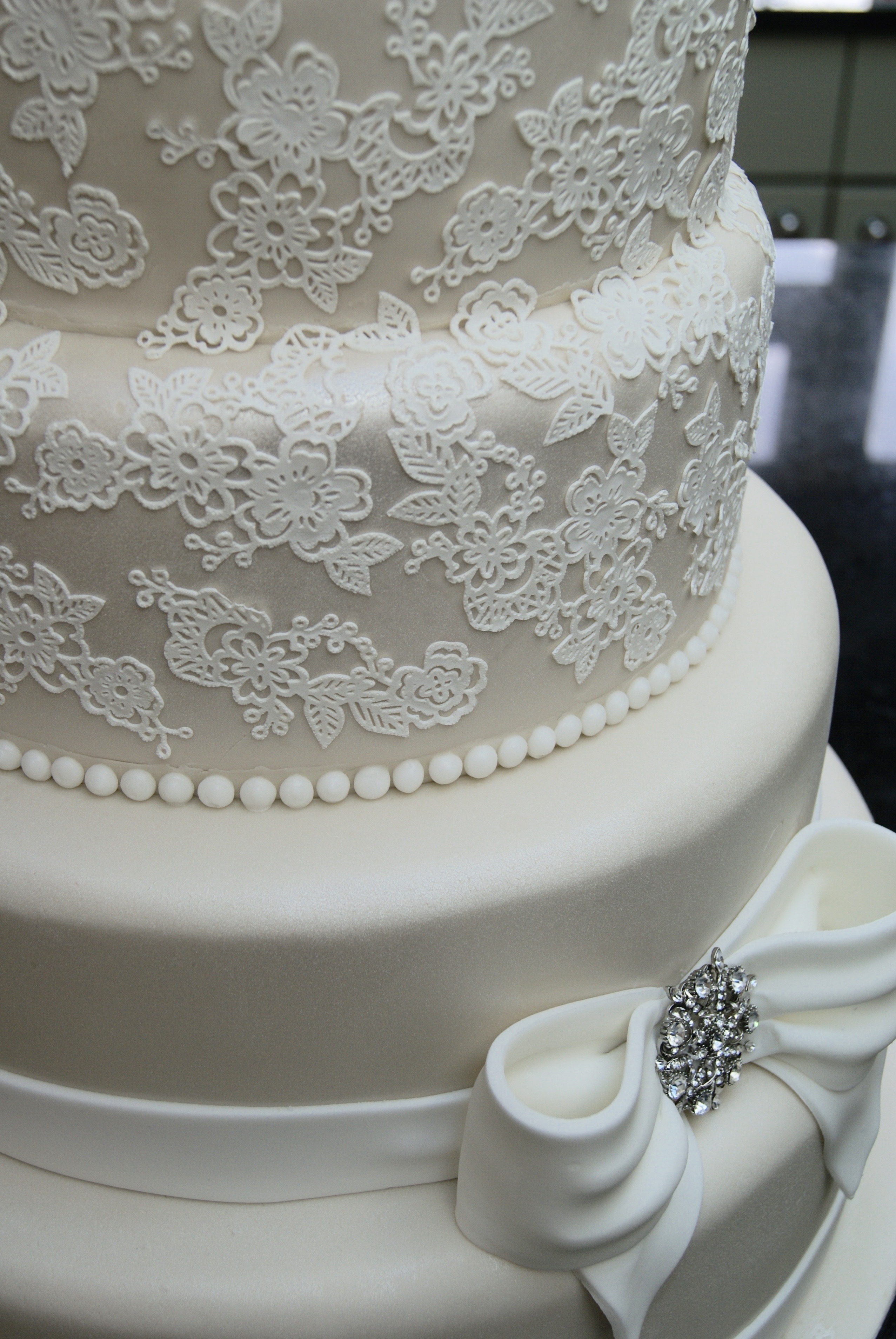 Lace Wedding Cakes