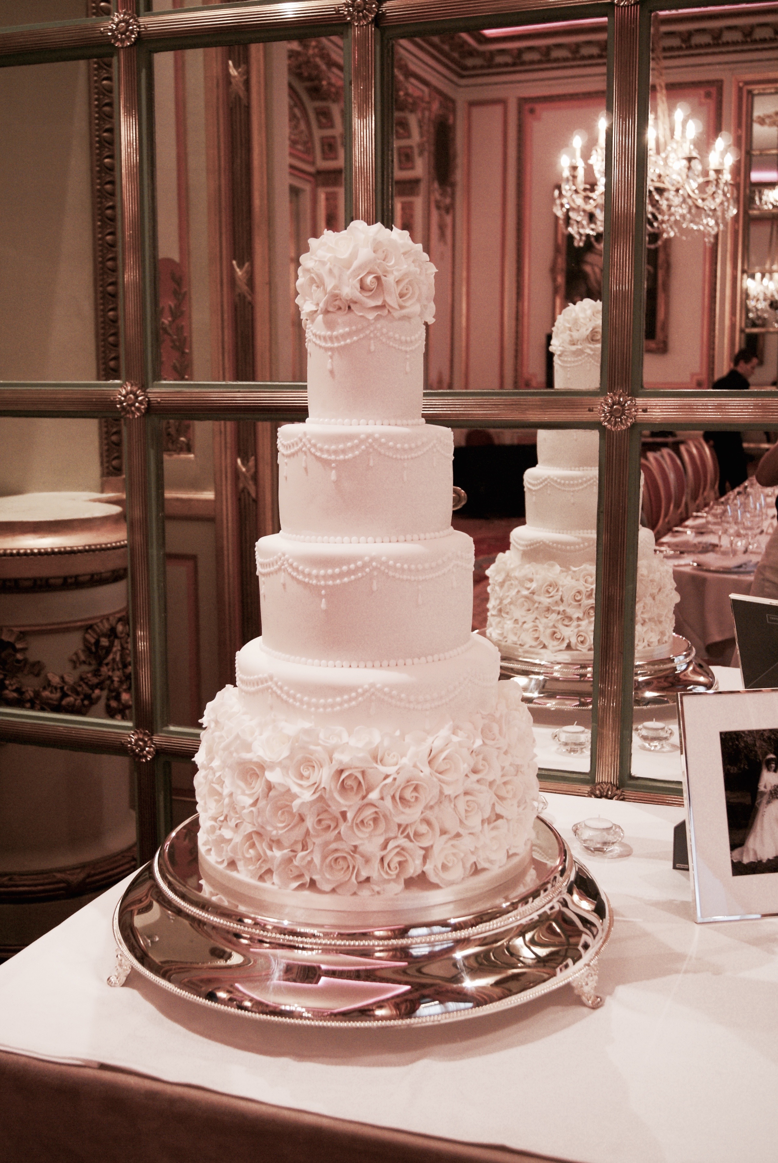 Wedding Cakes at The Ritz, London