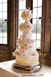 Luxury Wedding Cake at Leeds Castle Kent. Cake Makers in Kent