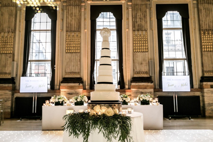 Wedding Cakes at Raffles OWO