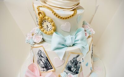 Alice in Wonderland themed cake